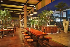 Menjelajahi Cafe Hits Jakarta Tempat Nongkrong Viral: Ekosistem Ruang Ketiga dan Kurasi Gaya Hidup Urban